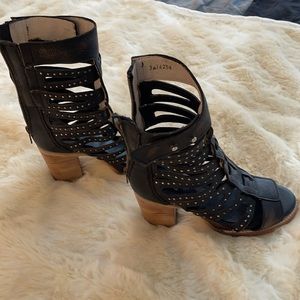 Free people gladiator black 8